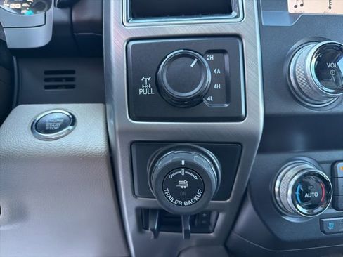 Used 2019 Ford F150 Limited w/ Trailer Tow Package image 30