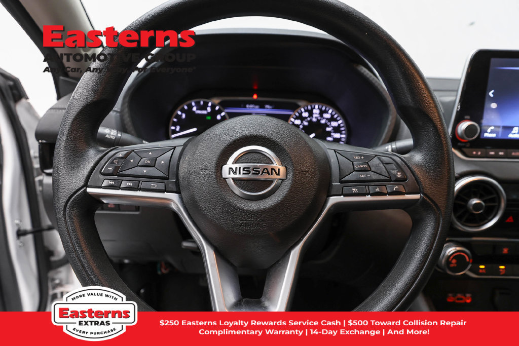 Used 2023 Nissan Sentra SV FWD image 11