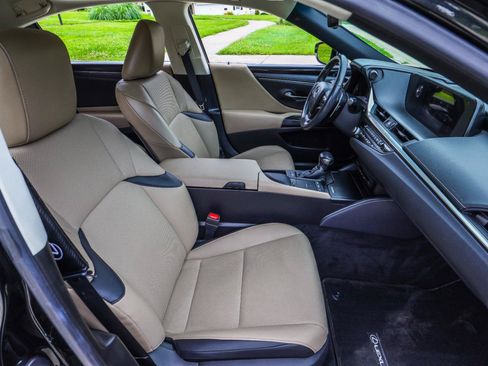 Used 2021 Lexus ES 350 w/ Accessory Package 2 FWD image 39