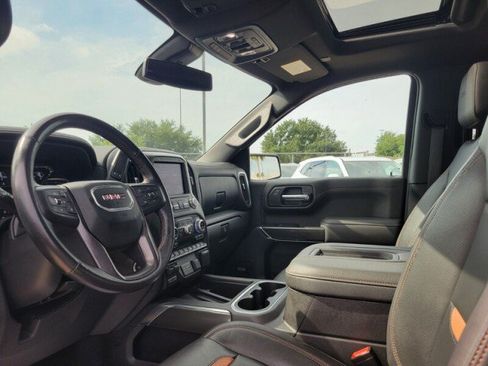 Used 2022 GMC Sierra 1500 AT4 w/ AT4 Premium Package AWD/4WD image 11