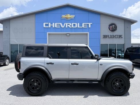 Used 2022 Ford Bronco Wildtrak AWD/4WD image 3