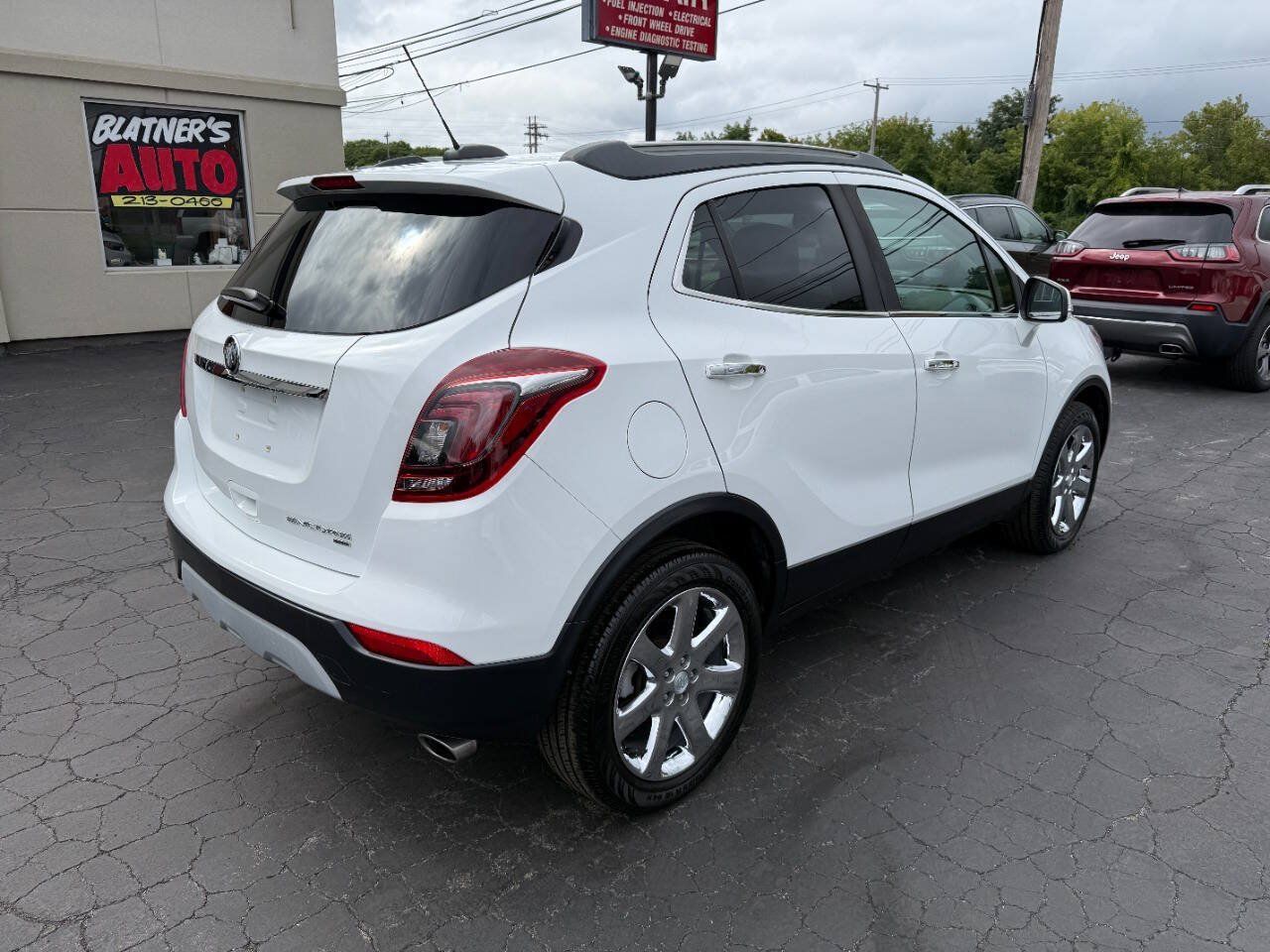 Used 2019 Buick Encore Essence w/ Experience Buick Package AWD/4WD image 6