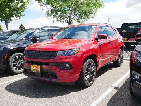 Used 2022 Jeep Compass Limited AWD/4WD image 3
