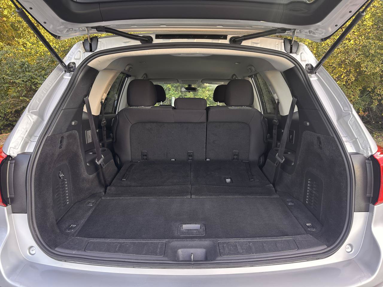 Used 2019 Nissan Pathfinder S FWD image 33