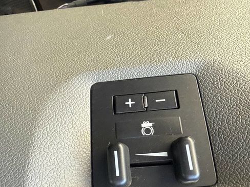 Used 2012 Chevrolet Silverado 3500 W/T image 11