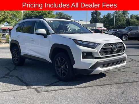 Used 2024 Toyota RAV4 Adventure AWD/4WD image 7