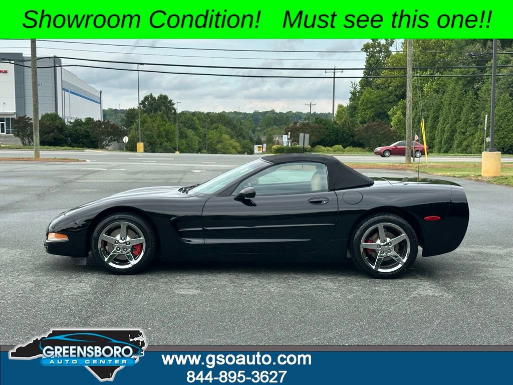 Used 2001 Chevrolet Corvette Convertible w/ Preferred Equipment Group1 RWD image 3
