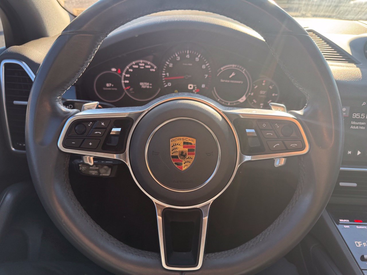 Used 2019 Porsche Cayenne AWD/4WD image 16