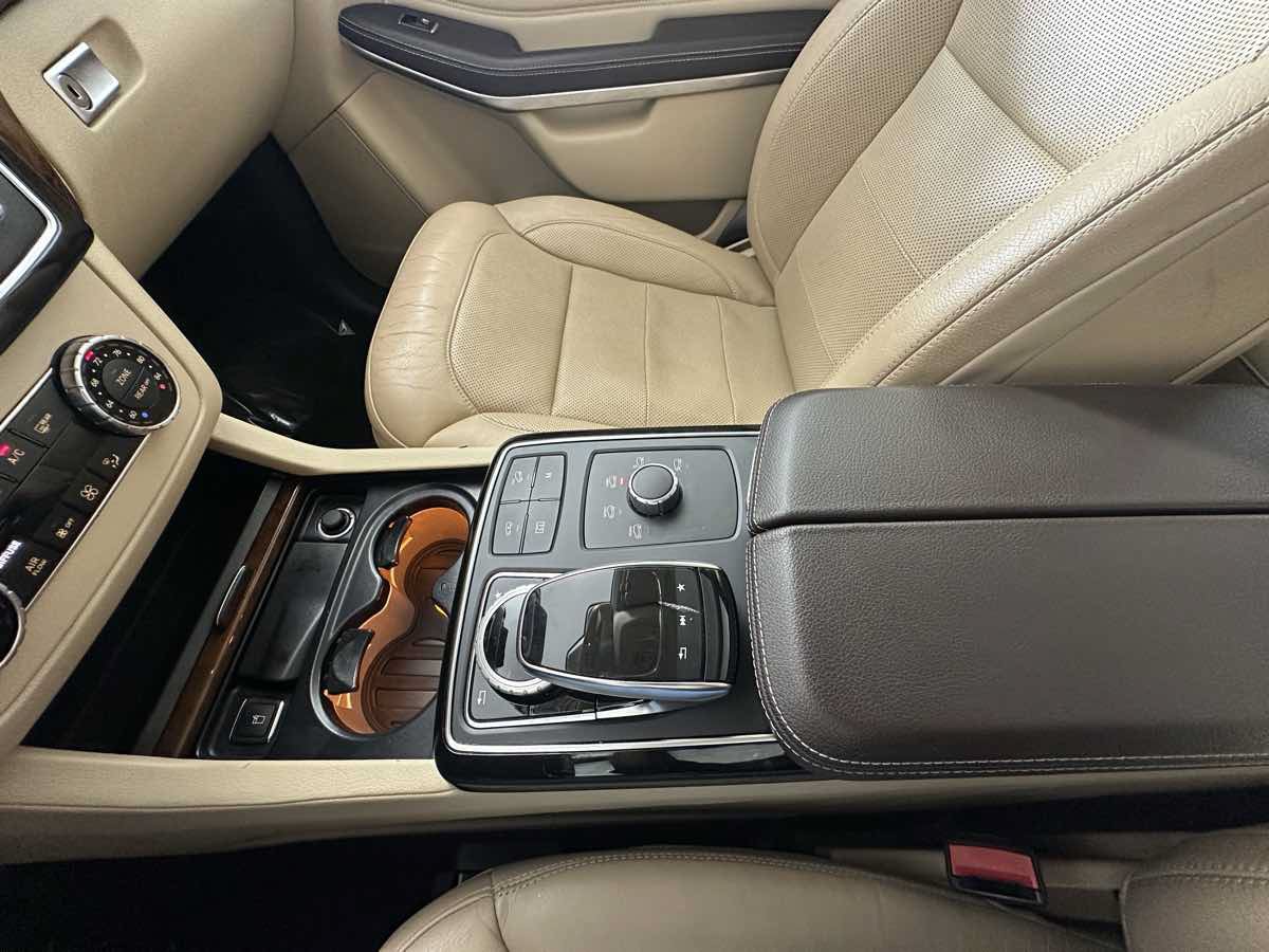 Used 2019 Mercedes-Benz GLS 550 4MATIC w/ Driver Assistance Package image 42