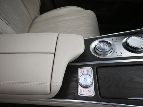 Used 2024 Genesis GV80 3.5T AWD/4WD image 28