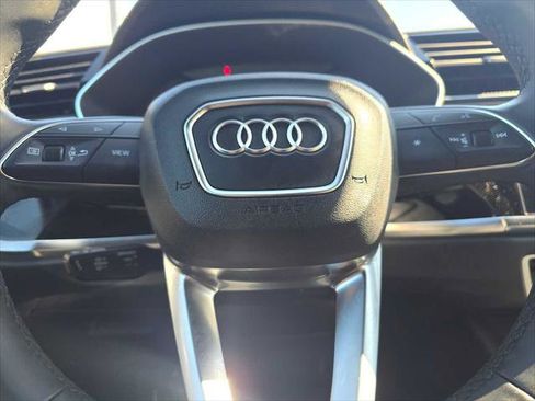 New 2025 Audi Q3 2.0T Premium image 26