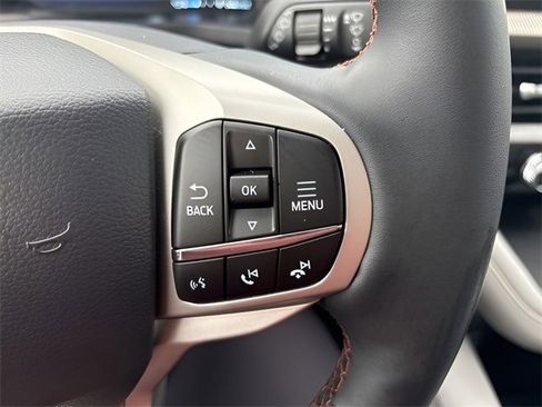 New 2026 Ford Explorer Active w/ Active Comfort Package image 11