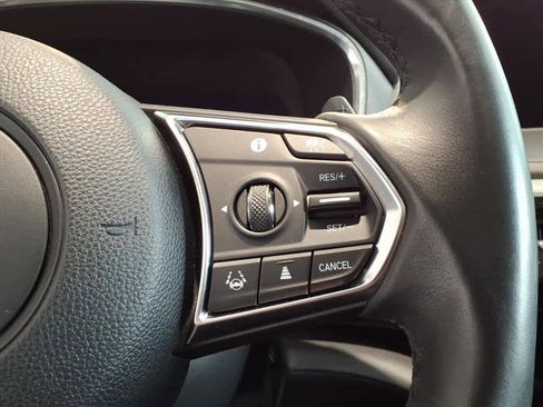 Used 2024 Acura MDX SH-AWD w/ Technology Package image 15