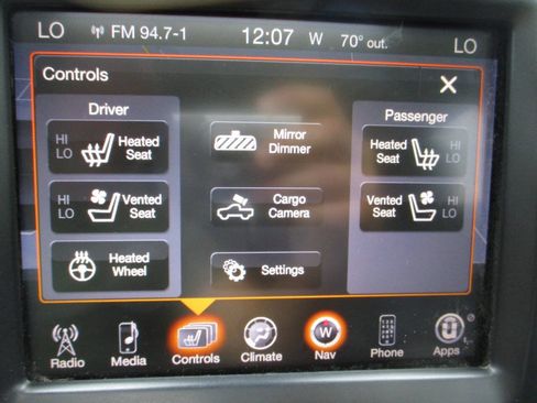 Used 2014 RAM 2500 Laramie AWD/4WD image 12