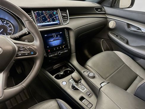 Used 2023 INFINITI QX55 Essential image 26