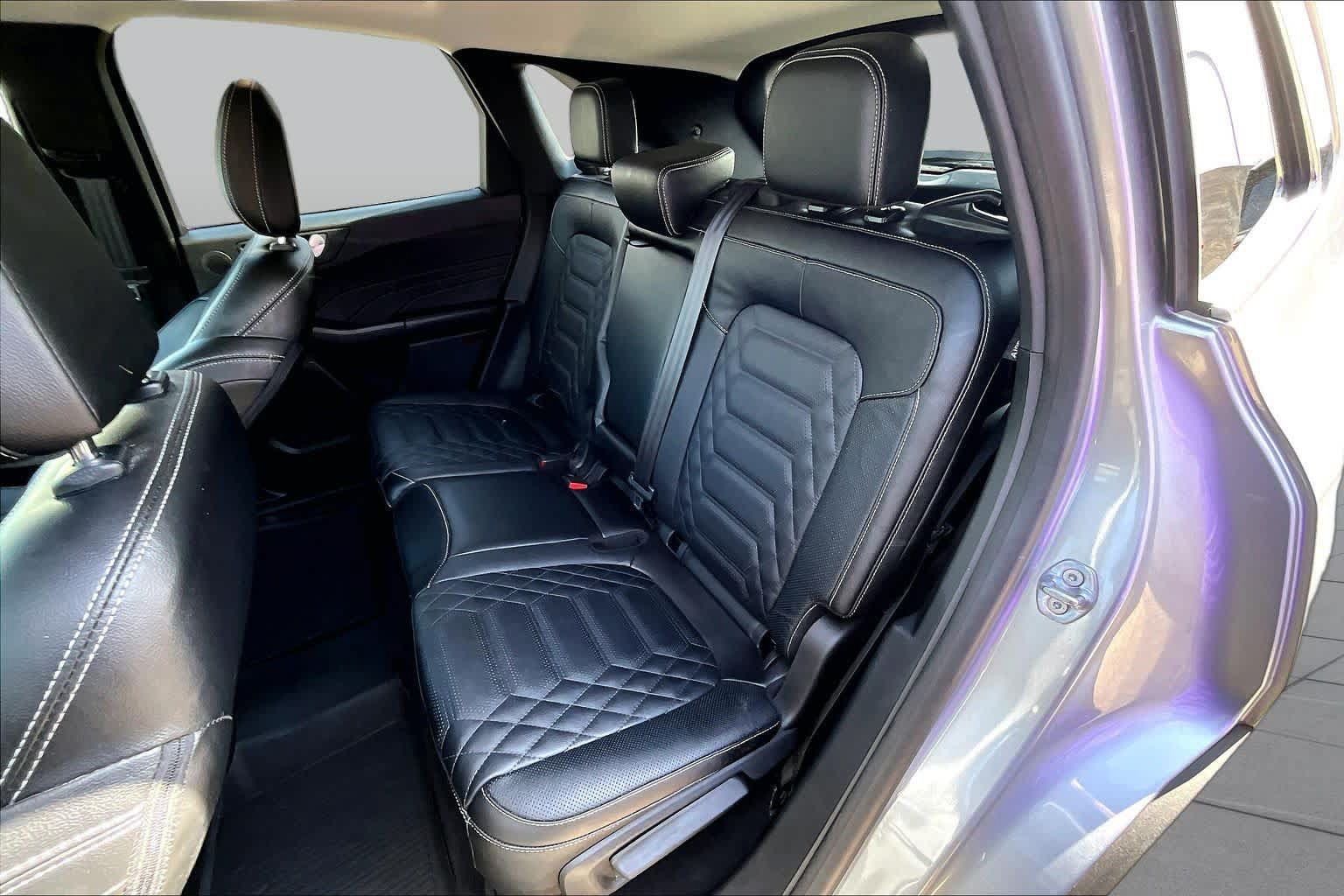 Used 2023 Ford Escape SE w/ PHEV Premium Package FWD image 21