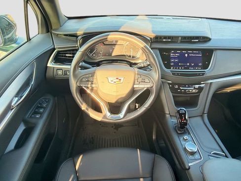 Used 2024 Cadillac XT6 Luxury FWD image 18