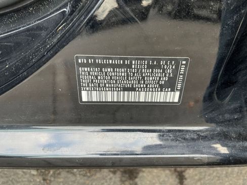 Used 2025 Volkswagen Jetta SE image 29