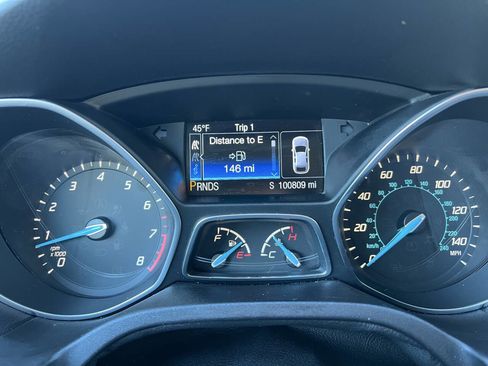 Used 2014 Ford Focus Titanium image 14