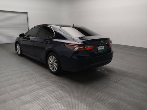 Used 2021 Toyota Camry LE image 5