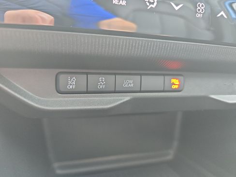 New 2026 Jeep Cherokee Limited AWD/4WD image 33
