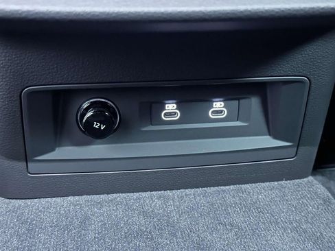 Used 2025 Audi Q8 Premium Plus w/ Premium Plus Package image 14