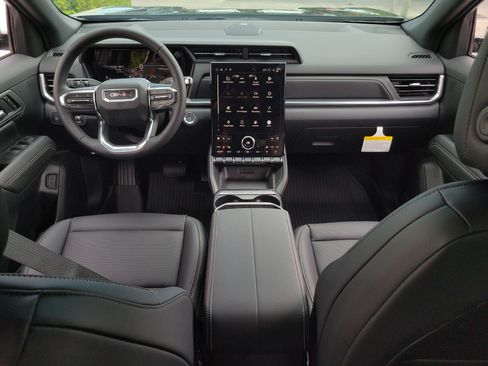 New 2027 GMC Terrain Elevation w/ Elevation Premium Package FWD image 16