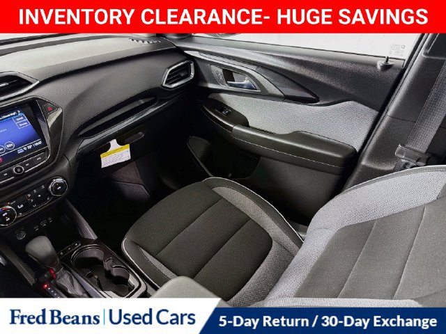 Used 2023 Chevrolet TrailBlazer LT w/ Convenience Package FWD image 29