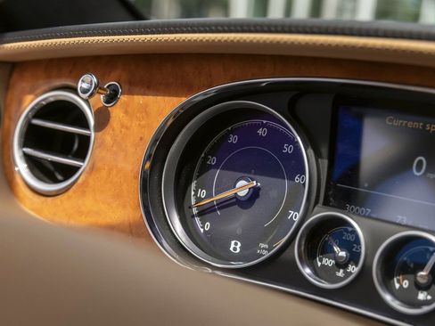 Used 2016 Bentley Continental GT AWD/4WD image 27