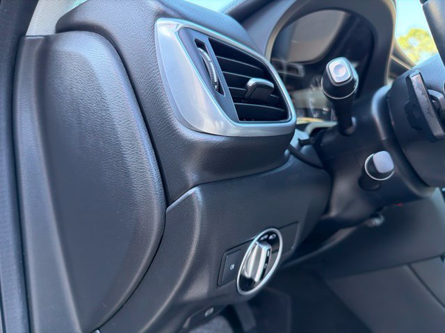Used 2019 INFINITI QX30 FWD image 21