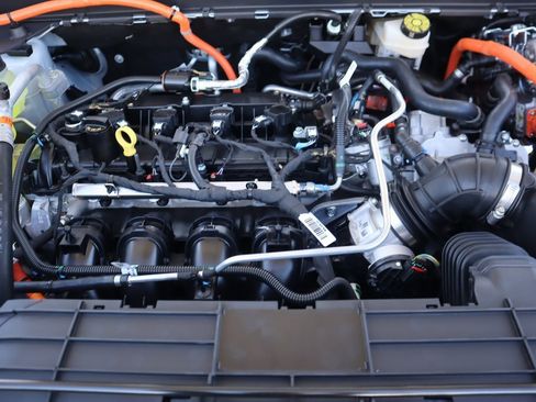 New 2025 Ford Maverick XLT w/ Equipment Group 301A image 19