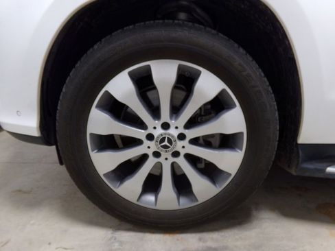 Used 2019 Mercedes-Benz GLS 450 4MATIC image 34