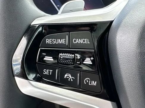 Used 2025 BMW 330i xDrive Sedan AWD/4WD image 35