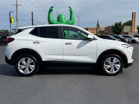 Used 2024 Buick Encore GX Preferred FWD image 9