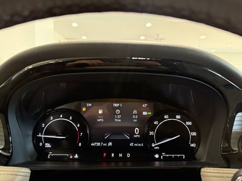 Used 2022 Lincoln Corsair AWD w/ Premium Package image 14
