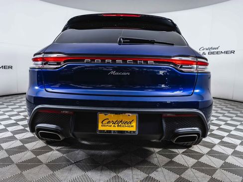 Used 2023 Porsche Macan AWD/4WD image 3