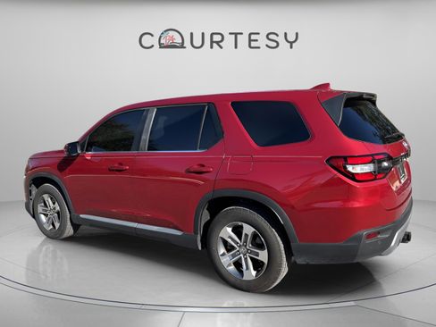 Certified 2023 Honda Pilot EX-L image 5