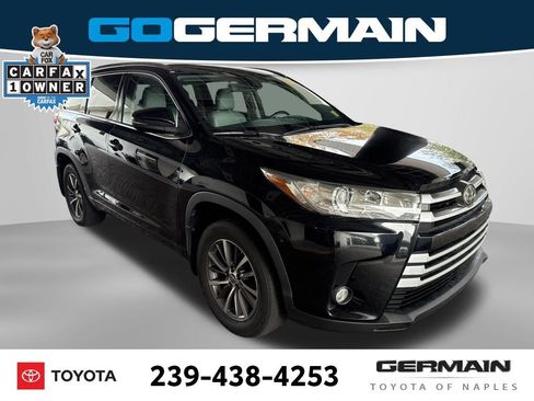 Used 2018 Toyota Highlander XLE image 10