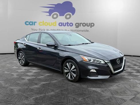 Used 2021 Nissan Altima 2.5 SV w/ SV Premium Package image 7