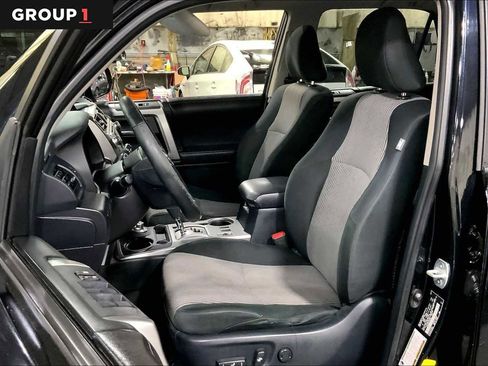 Certified 2018 Toyota 4Runner SR5 image 7