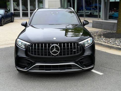 Used 2024 Mercedes-Benz GLC 43 AMG 4MATIC image 2