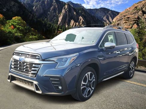Used 2023 Subaru Ascent Touring AWD/4WD image 5