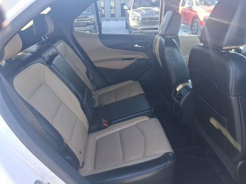 Used 2022 Chevrolet Equinox Premier image 19