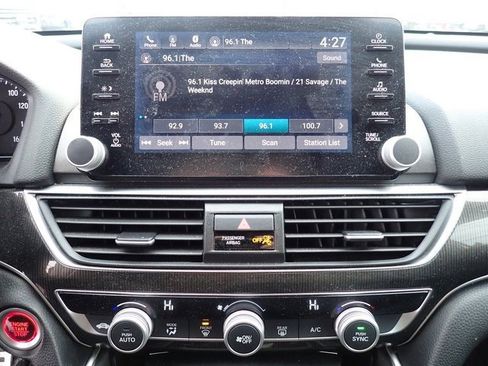 Used 2018 Honda Accord Sport image 14