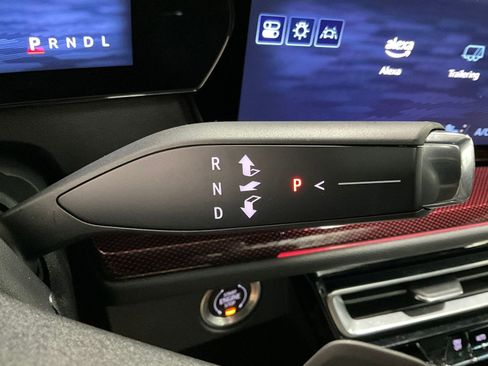 Used 2024 Chevrolet Traverse RS w/ LPO, Floor Liner Package image 18