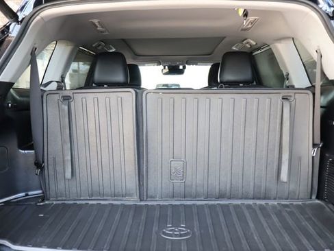 Used 2018 Toyota Highlander Limited Platinum AWD/4WD image 20