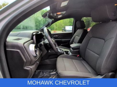 Certified 2024 Chevrolet Colorado LT w/ LT Convenience Package II AWD/4WD image 20