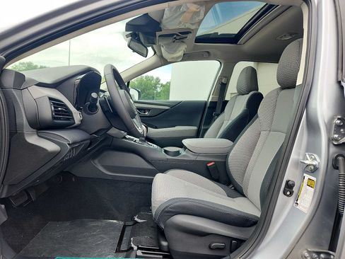 Certified 2025 Subaru Outback Premium AWD/4WD image 13