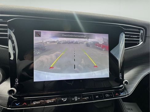 Used 2024 Jeep Wagoneer Series III image 31