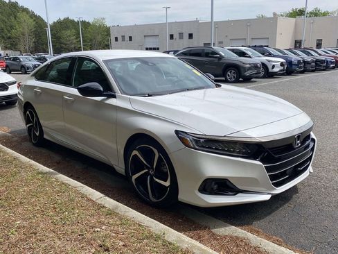 Used 2022 Honda Accord Sport image 7